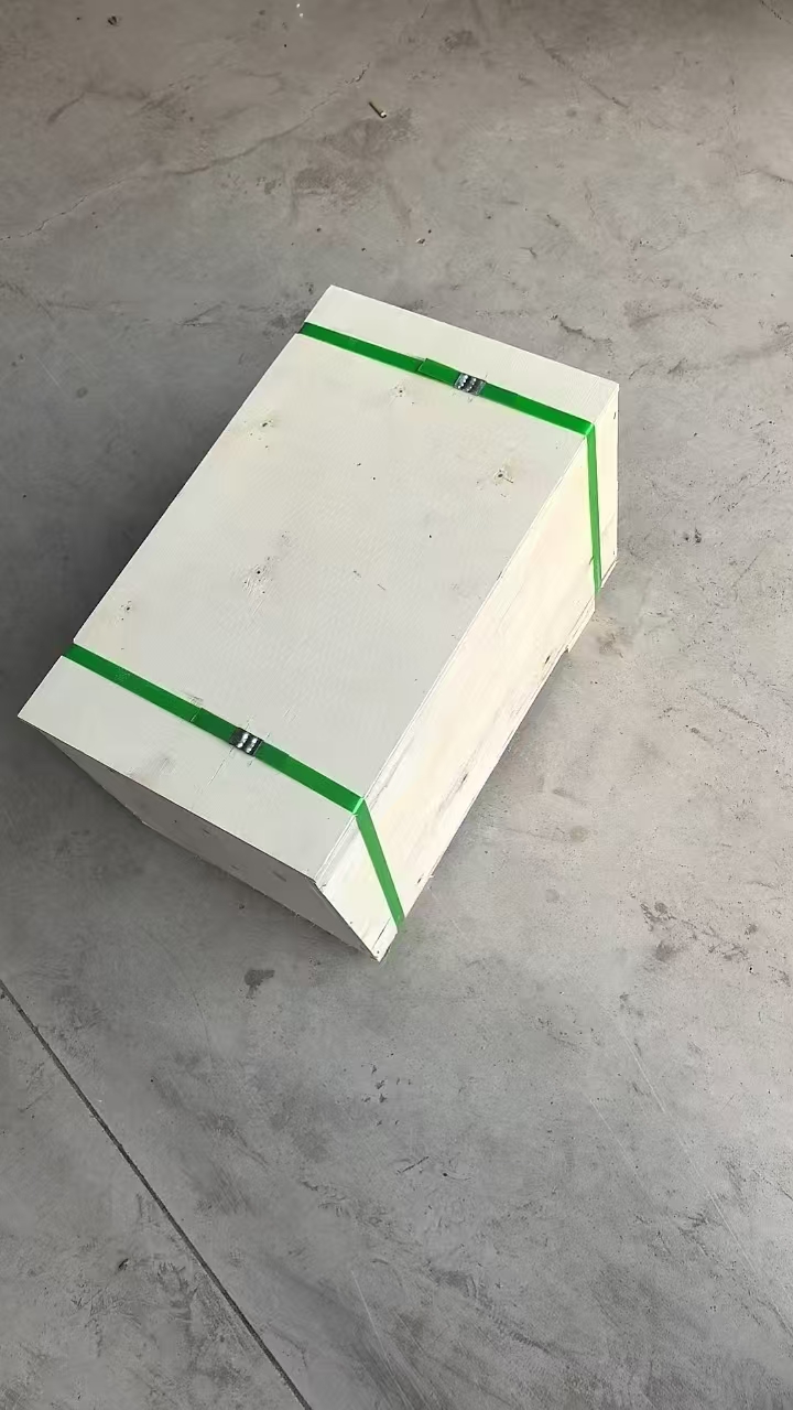 Wire Mesh Conveyor Belt — FACTORY